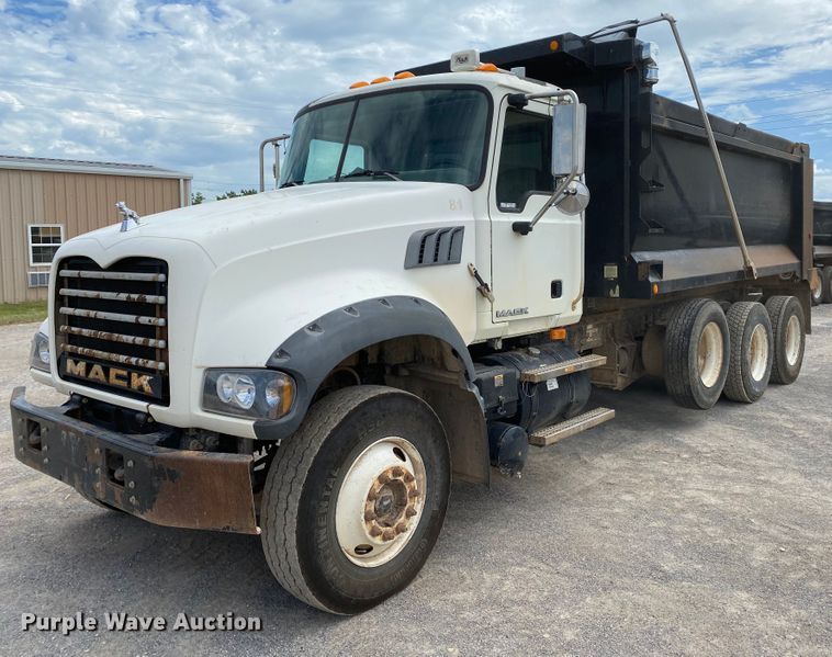 image for item HG9138 2009 Mack GU713  dump truck