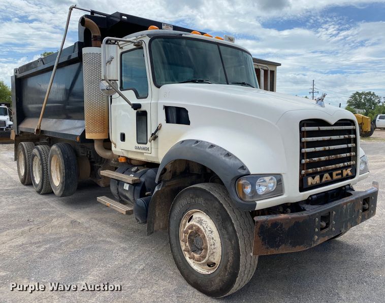 image for item HG9138 2009 Mack GU713  dump truck