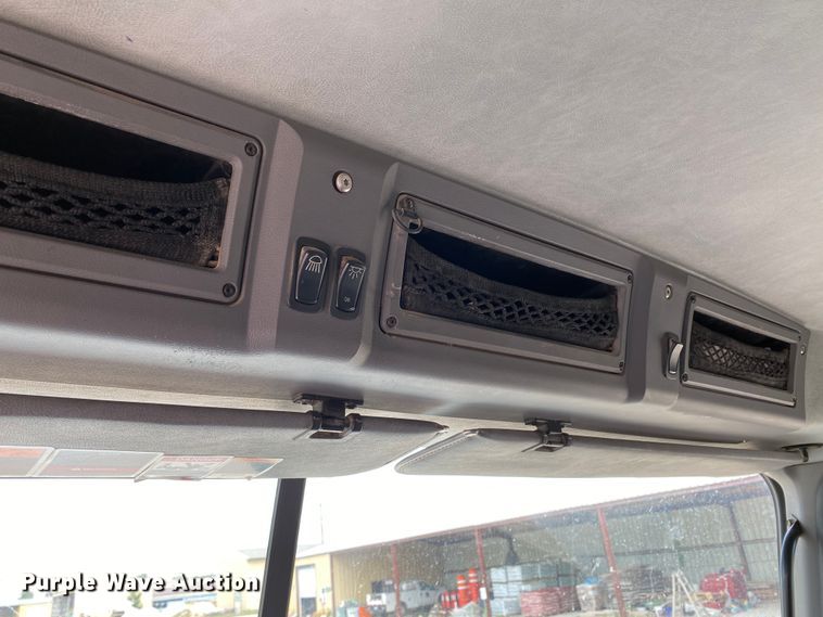 image for item HG9138 2009 Mack GU713  dump truck