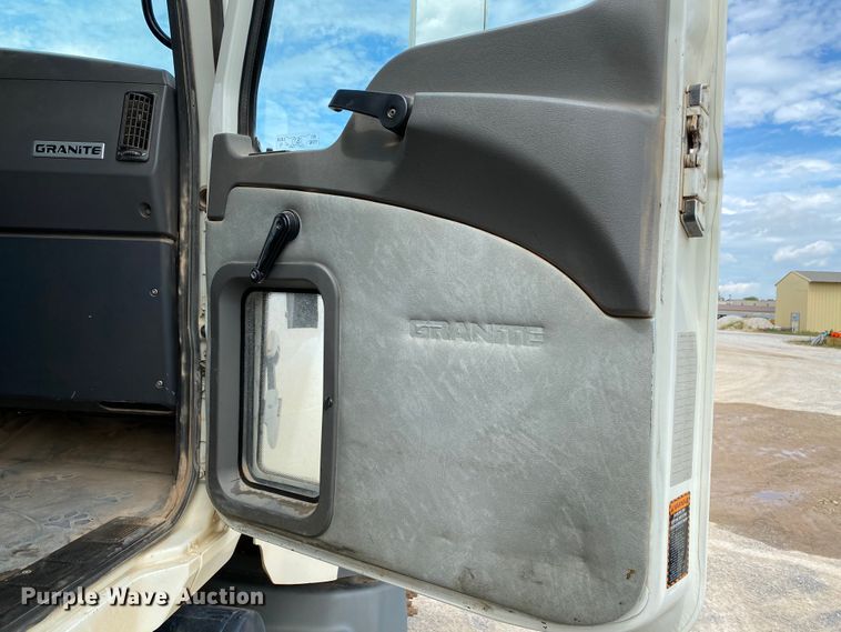 image for item HG9138 2009 Mack GU713  dump truck