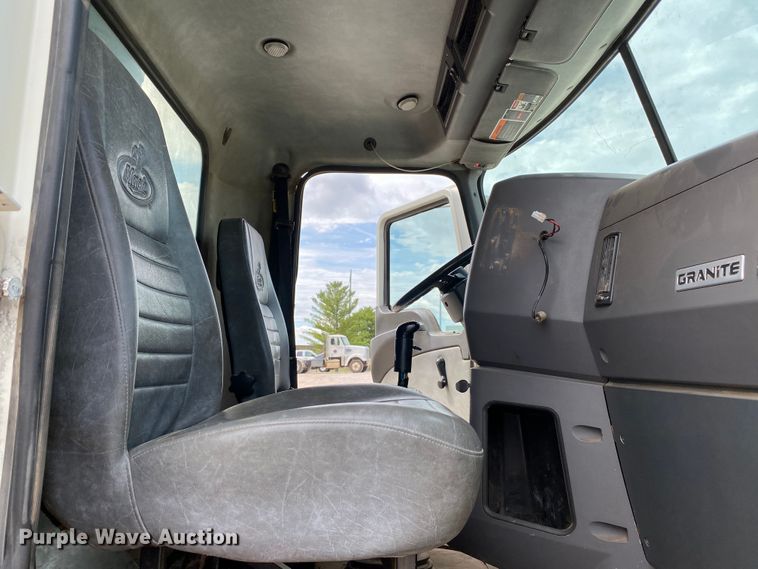 image for item HG9138 2009 Mack GU713  dump truck