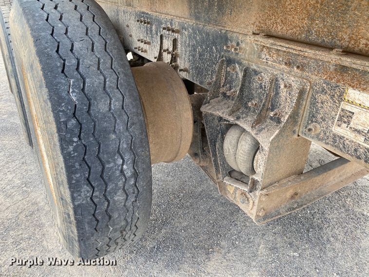 image for item HG9138 2009 Mack GU713  dump truck