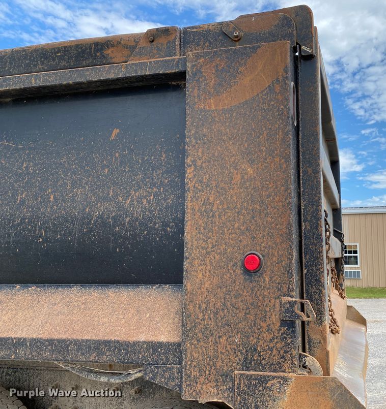 image for item HG9138 2009 Mack GU713  dump truck