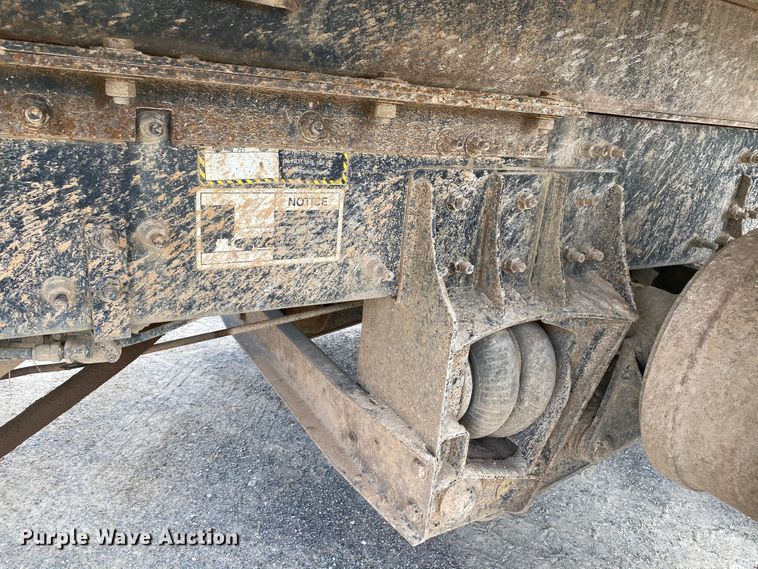 image for item HG9138 2009 Mack GU713  dump truck