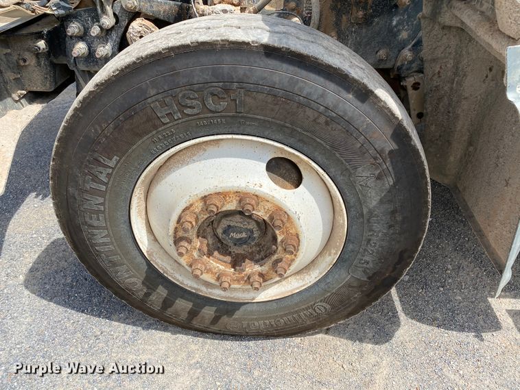 image for item HG9138 2009 Mack GU713  dump truck