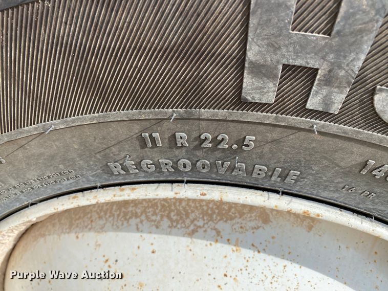 image for item HG9138 2009 Mack GU713  dump truck