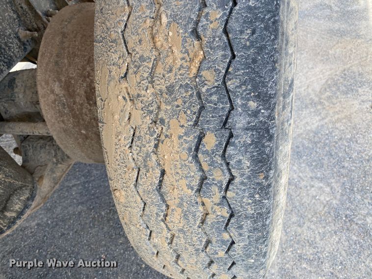 image for item HG9138 2009 Mack GU713  dump truck