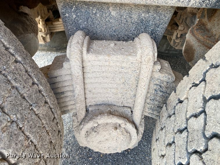 image for item HG9138 2009 Mack GU713  dump truck