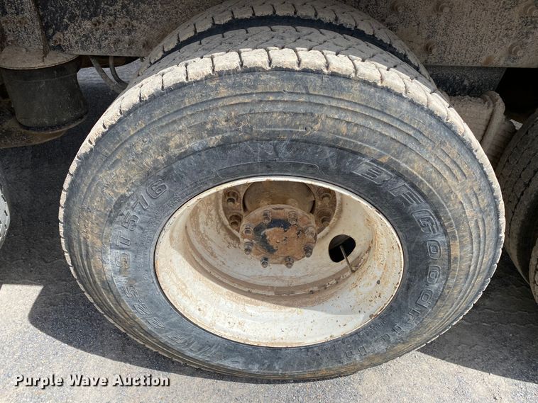 image for item HG9138 2009 Mack GU713  dump truck