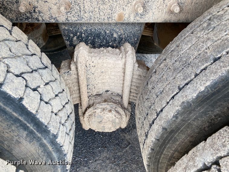 image for item HG9138 2009 Mack GU713  dump truck