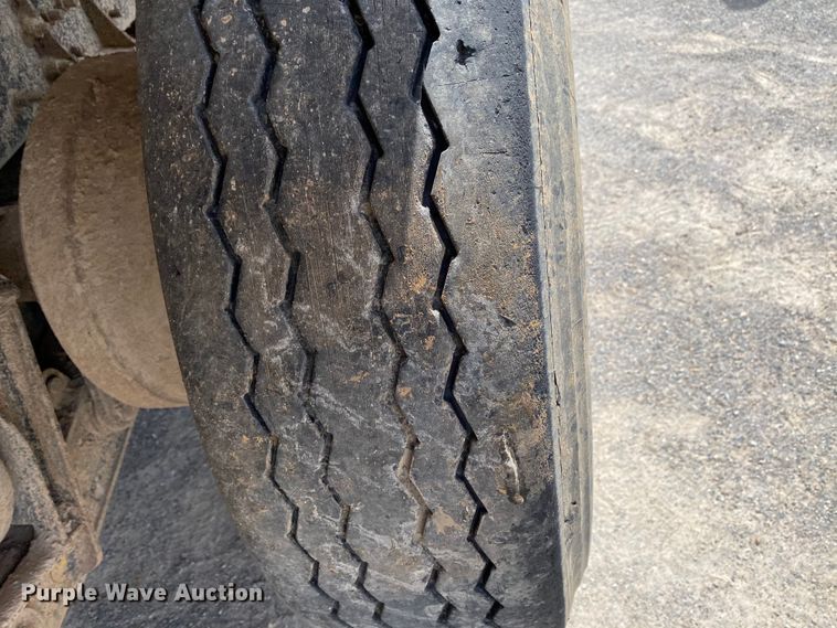 image for item HG9138 2009 Mack GU713  dump truck