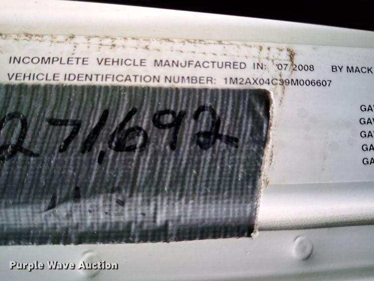 image for item HG9138 2009 Mack GU713  dump truck