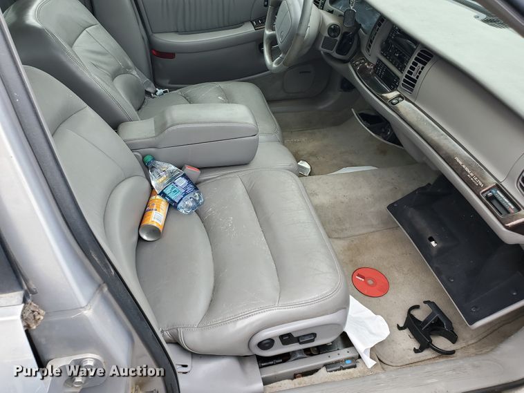 image for item HK9170 1997 Buick Park Avenue Ultra