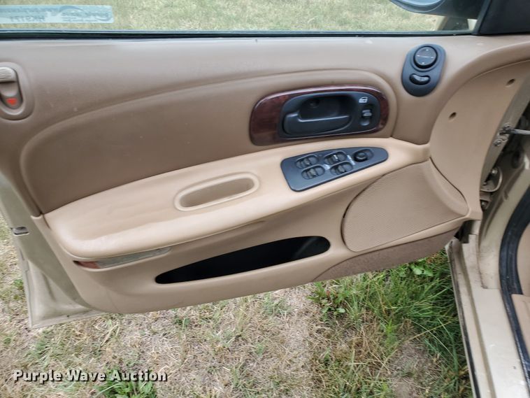 image for item HK9171 1998 Chrysler Concorde LXI