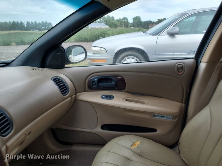 image for item HK9171 1998 Chrysler Concorde LXI