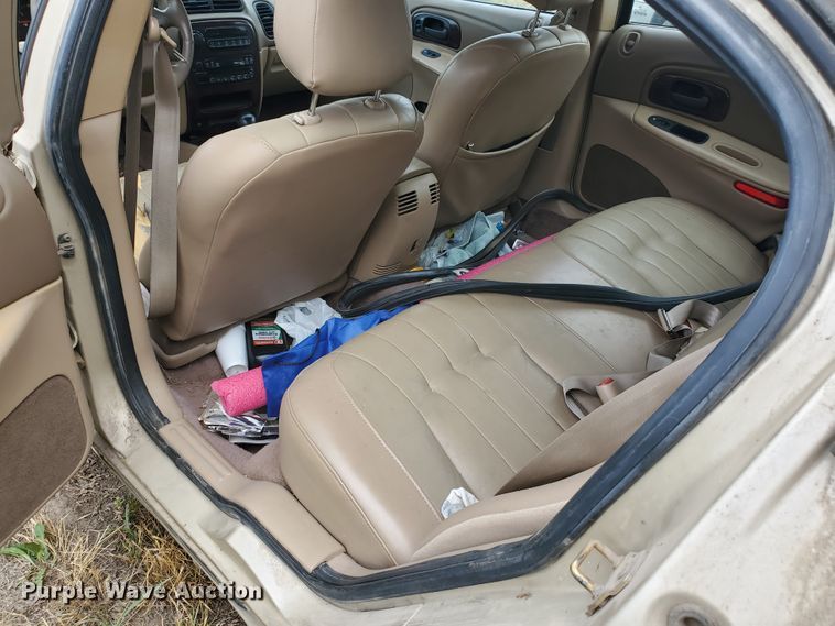 image for item HK9171 1998 Chrysler Concorde LXI