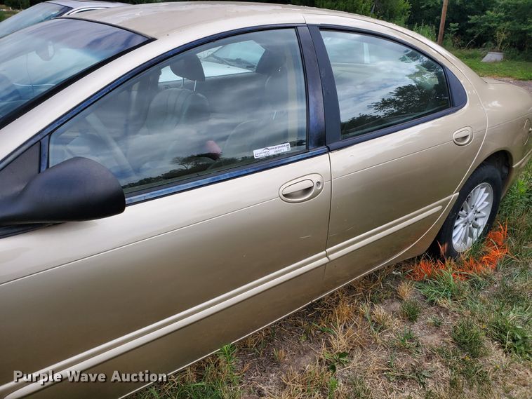 image for item HK9171 1998 Chrysler Concorde LXI