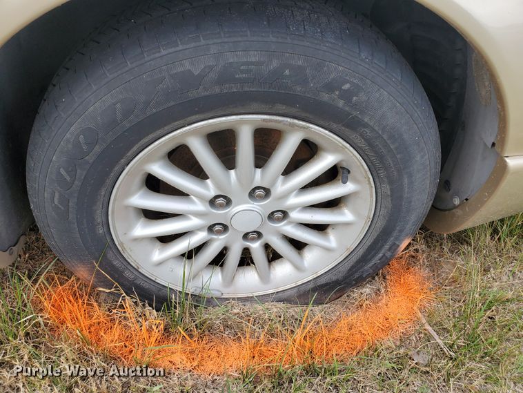 image for item HK9171 1998 Chrysler Concorde LXI