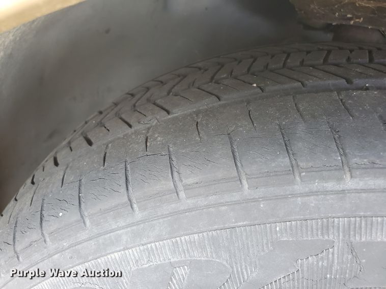 image for item HK9171 1998 Chrysler Concorde LXI