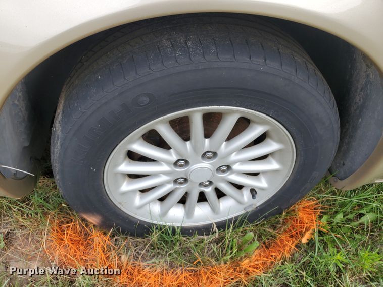 image for item HK9171 1998 Chrysler Concorde LXI