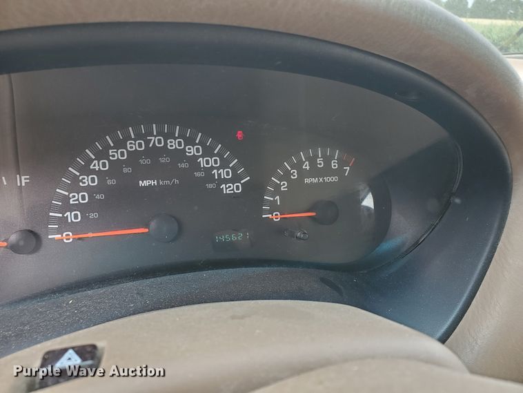 image for item HK9171 1998 Chrysler Concorde LXI