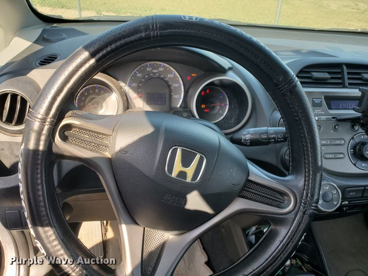 image for item HK9175 2009 Honda Fit