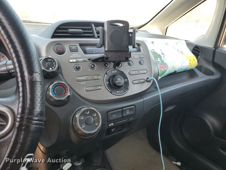 image for item HK9175 2009 Honda Fit