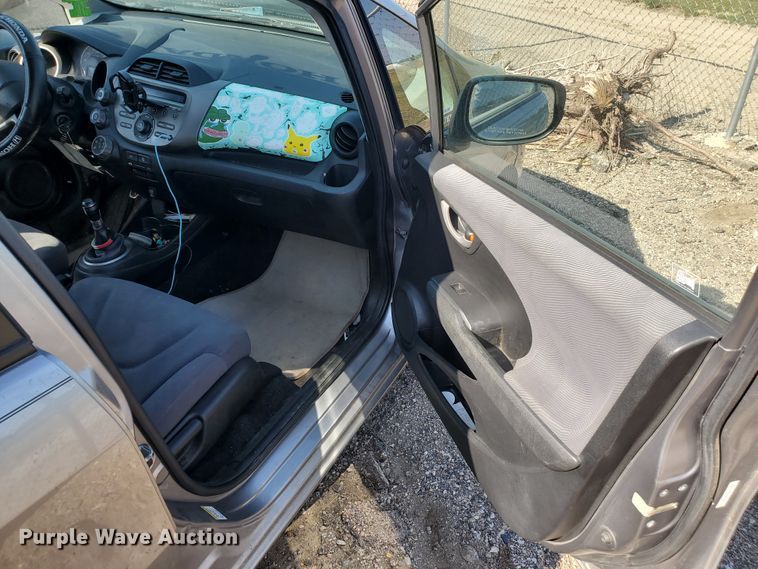 image for item HK9175 2009 Honda Fit