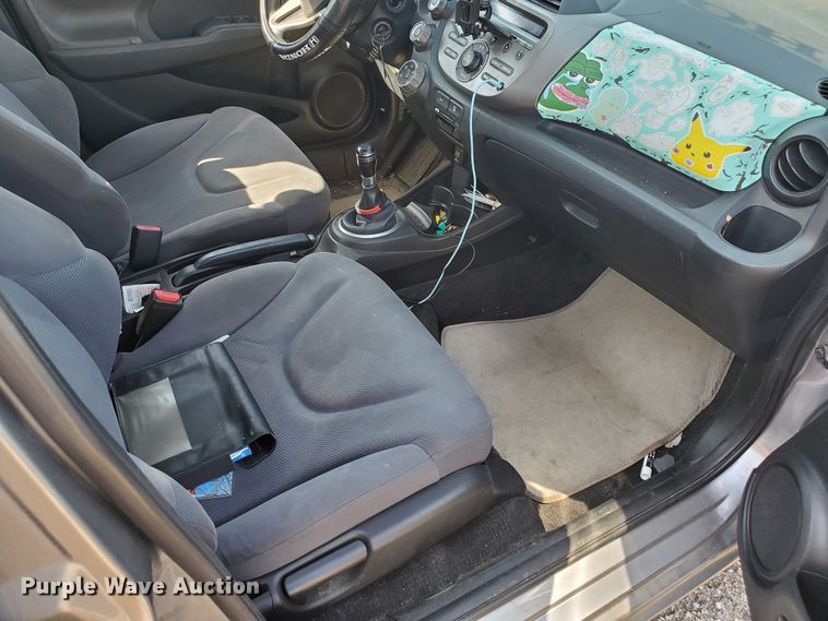 image for item HK9175 2009 Honda Fit