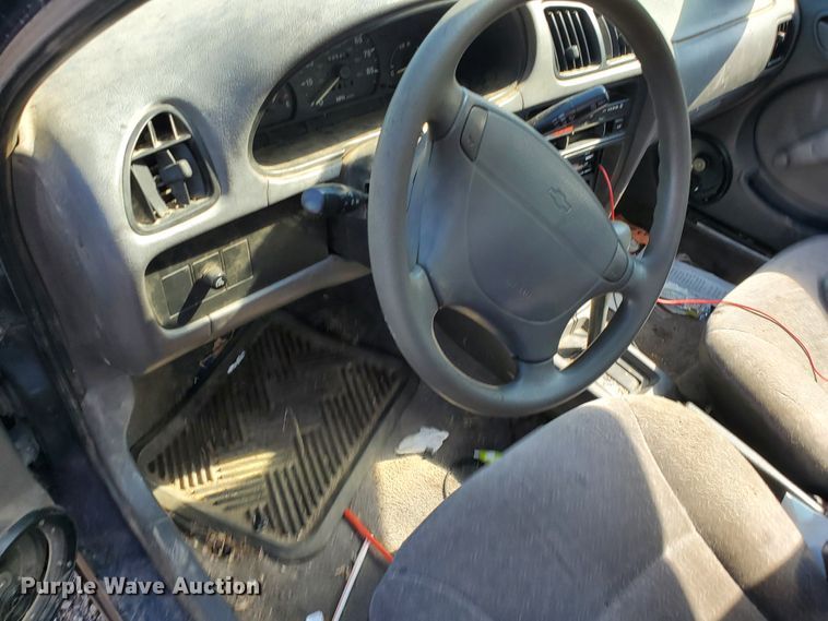 image for item HK9176 2000 Chevrolet Metro