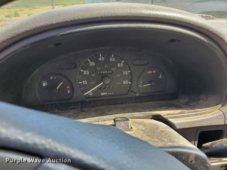 image for item HK9176 2000 Chevrolet Metro