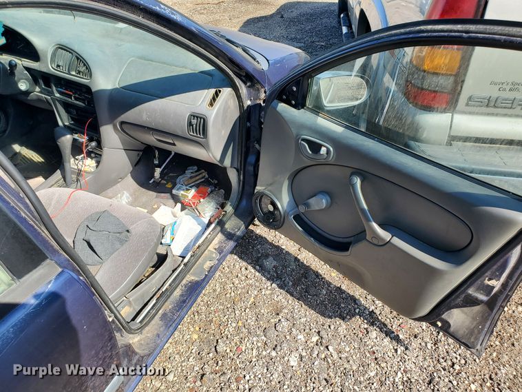 image for item HK9176 2000 Chevrolet Metro