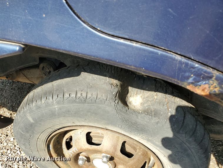 image for item HK9176 2000 Chevrolet Metro