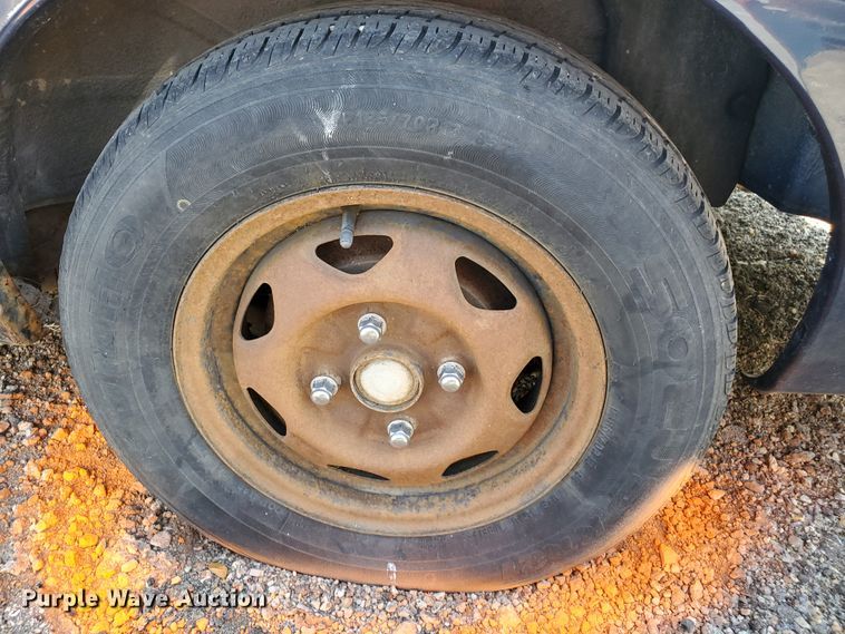 image for item HK9176 2000 Chevrolet Metro