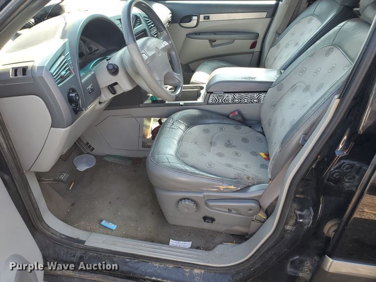 image for item HK9177 2002 Buick Rendezvous CX  SUV