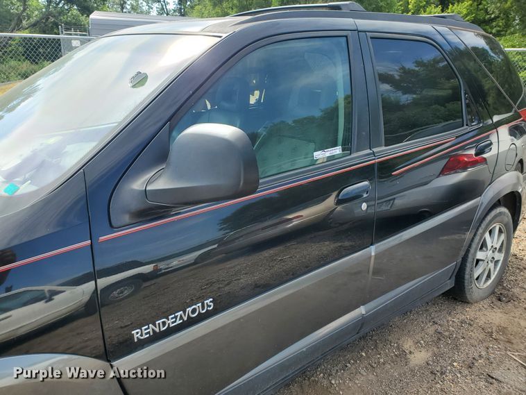image for item HK9177 2002 Buick Rendezvous CX  SUV