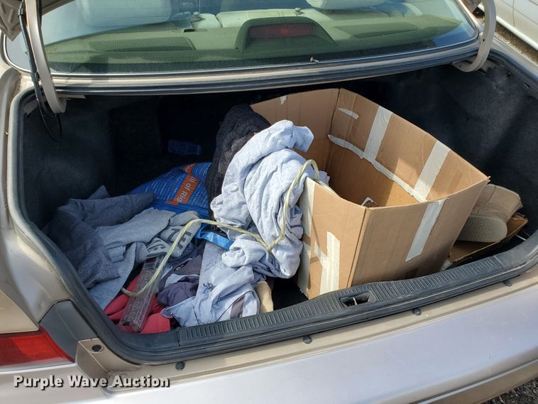 image for item HK9178 1999 Toyota Camry LE