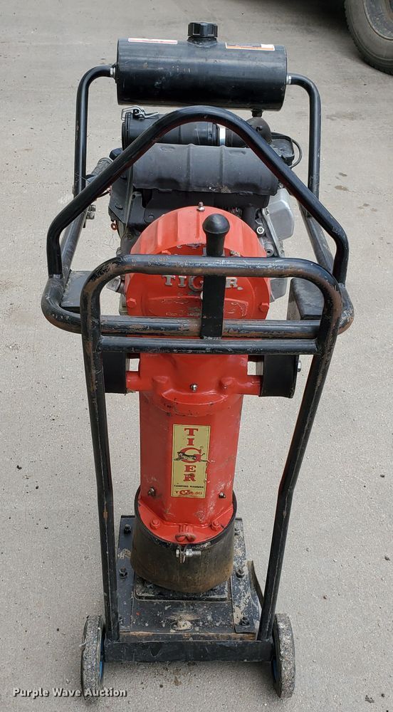 image for item HK9181 Tiger TGR-80 compactor