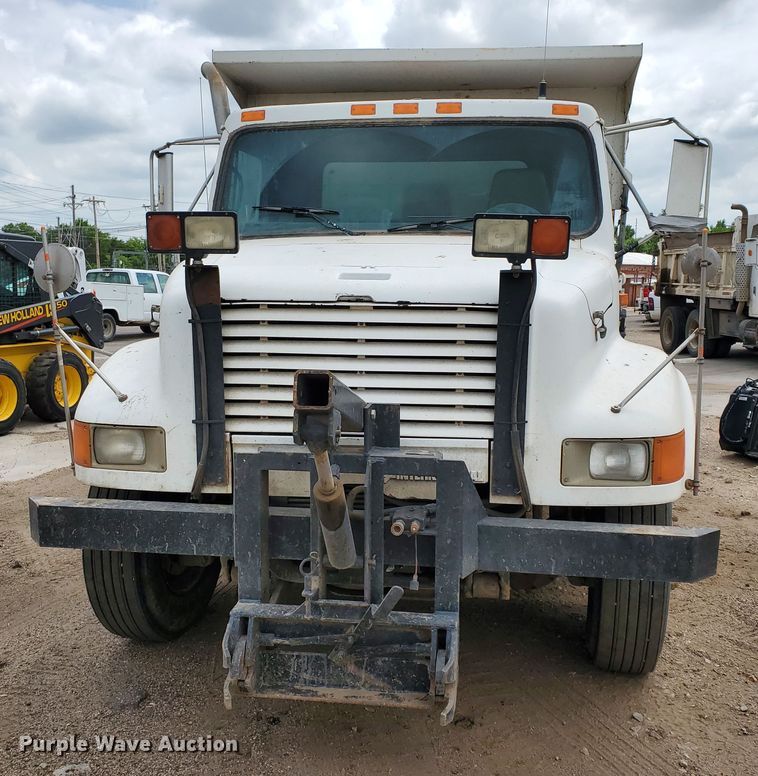 image for item HK9182 1991 International 4900  dump truck