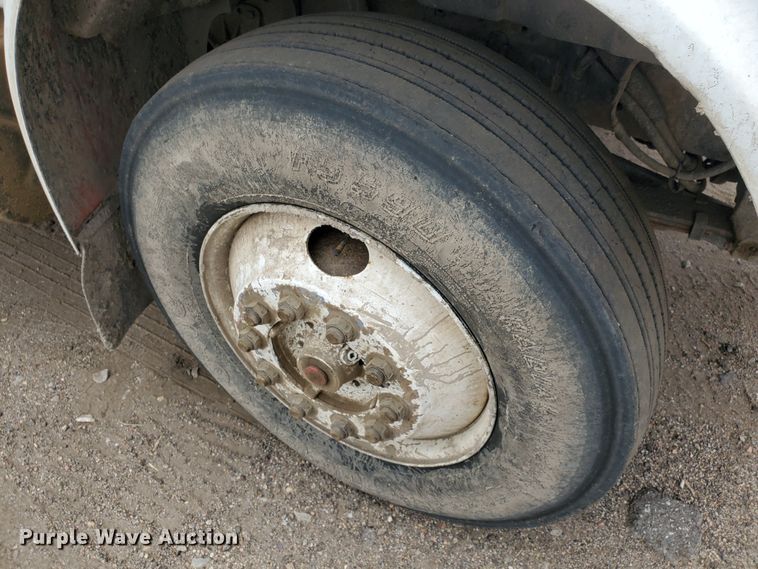 image for item HK9182 1991 International 4900  dump truck