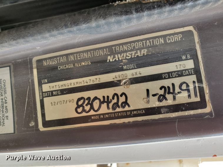 image for item HK9182 1991 International 4900  dump truck