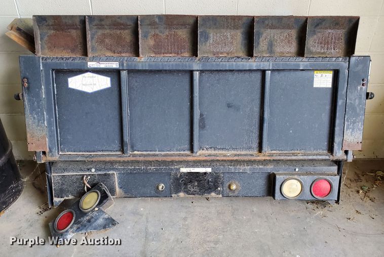 image for item HK9209 Tommy Gate 64P Series 1000 end gate lift