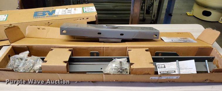 image for item HK9210 B&W 1059R Turnoverball gooseneck hitch