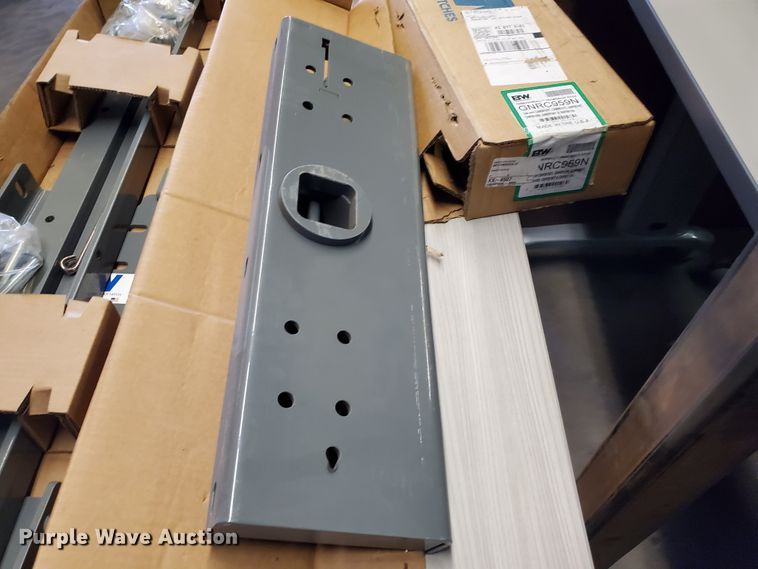 image for item HK9210 B&W 1059R Turnoverball gooseneck hitch