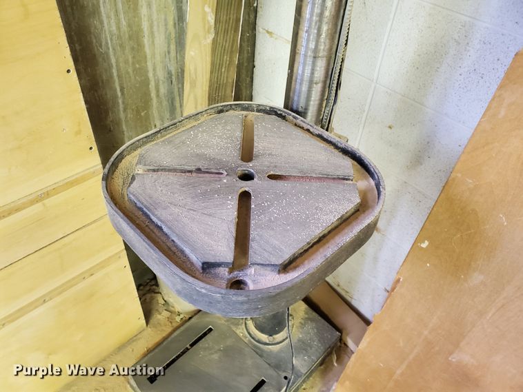 image for item HK9213 Delta 17-990X drill press