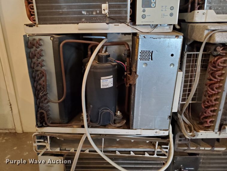 image for item HK9221 (6) window AC units