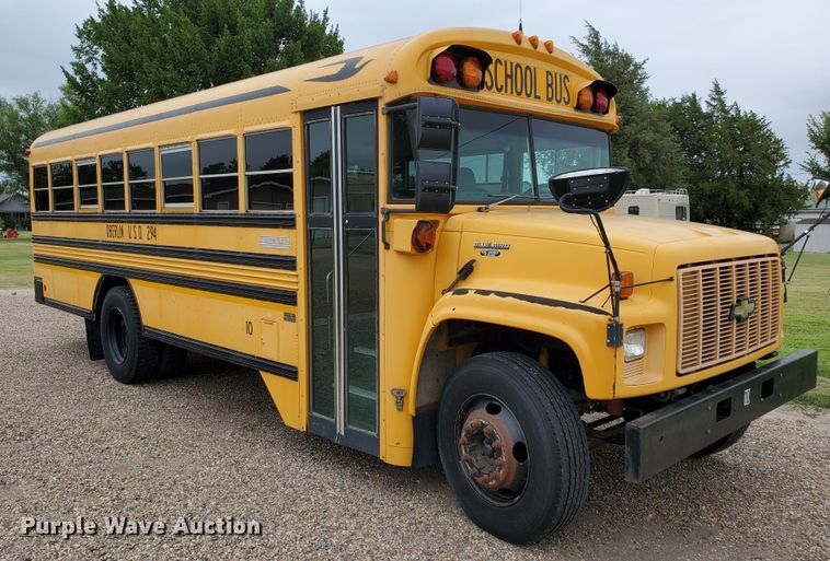 image for item HK9222 1997 Chevrolet  Blue Bird school bus