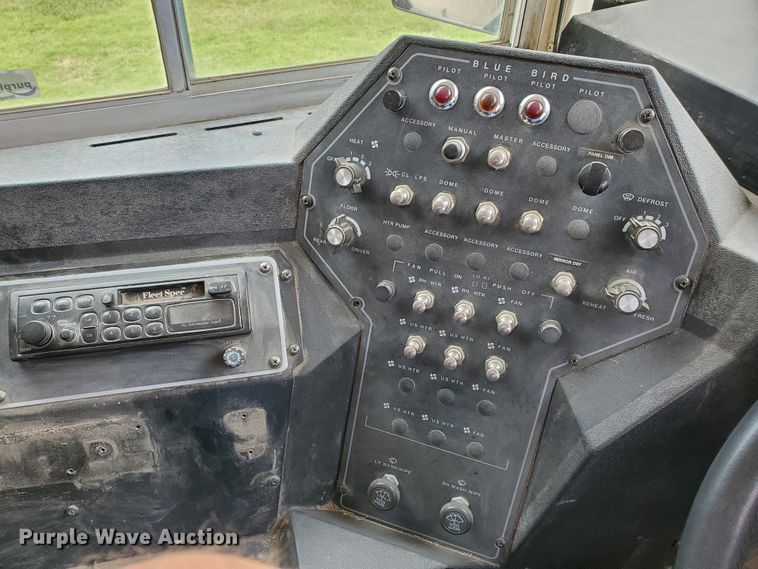 image for item HK9222 1997 Chevrolet  Blue Bird school bus