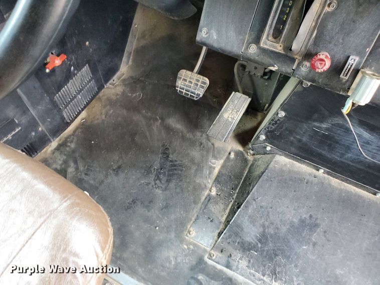 image for item HK9222 1997 Chevrolet  Blue Bird school bus