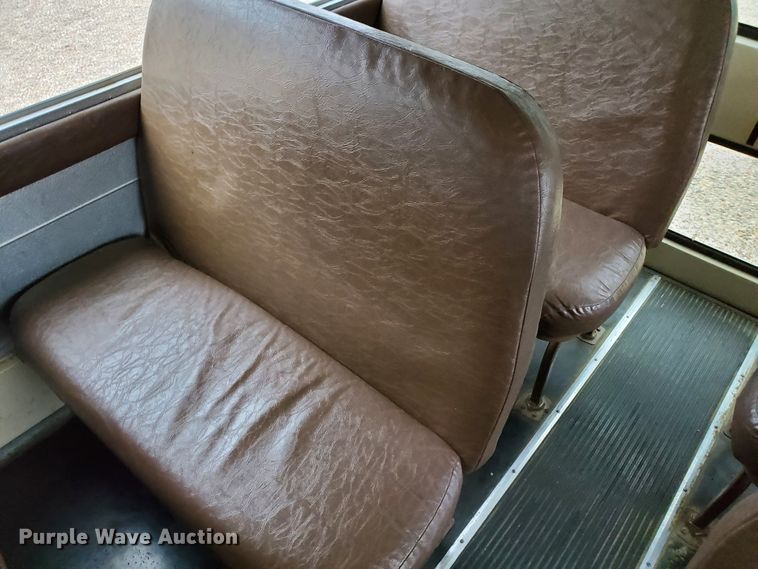 image for item HK9222 1997 Chevrolet  Blue Bird school bus